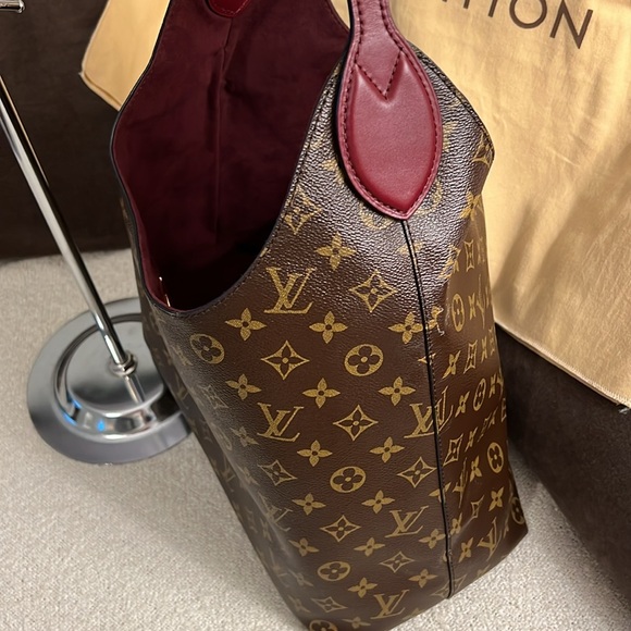 Authentic Louis Vuitton Flower Hobo monogram canvas bag - Picture 14 of 16